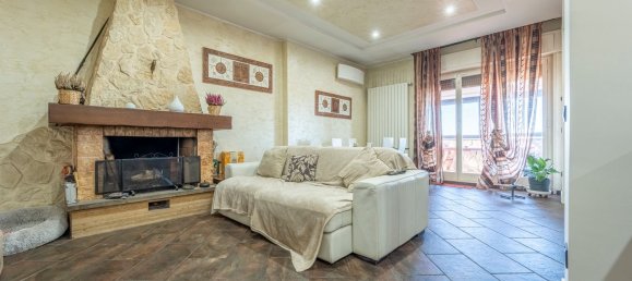 4 rooms Penthouse in Ciampino, Italy No. 21796 6