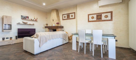 4 rooms Penthouse in Ciampino, Italy No. 21796 9