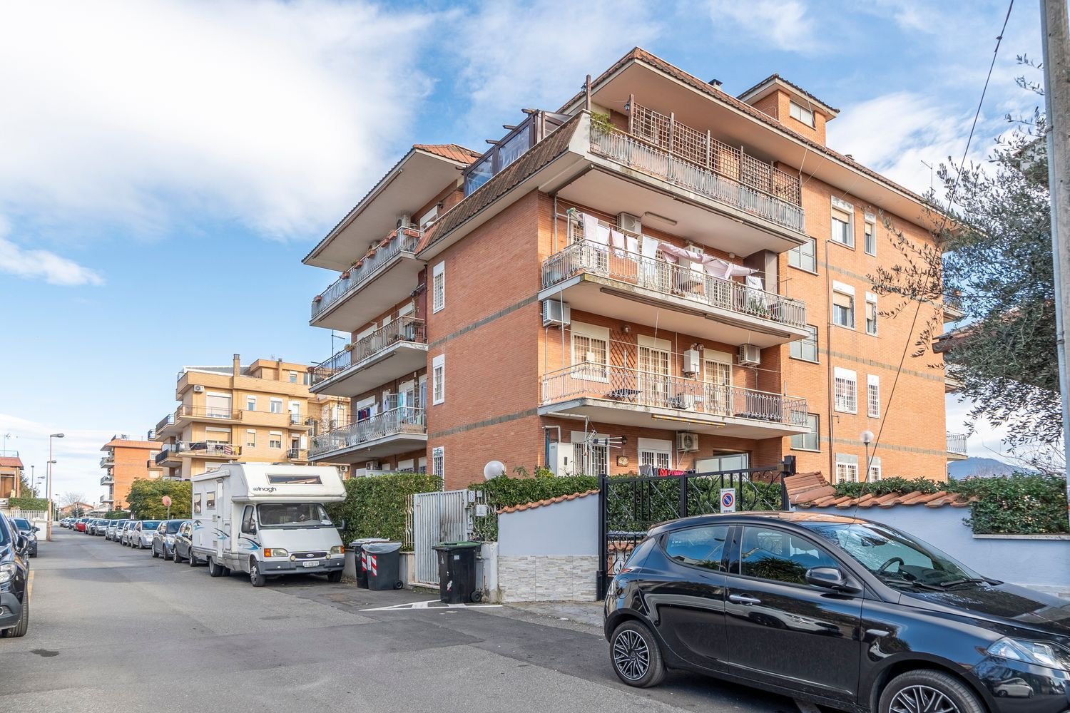 4 rooms Penthouse in Ciampino, Italy No. 21796