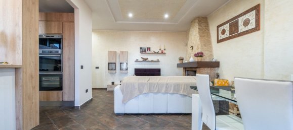4 rooms Penthouse in Ciampino, Italy No. 21796 8