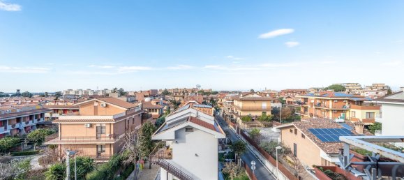 4 rooms Penthouse in Ciampino, Italy No. 21796 21