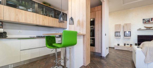 4 rooms Penthouse in Ciampino, Italy No. 21796 11