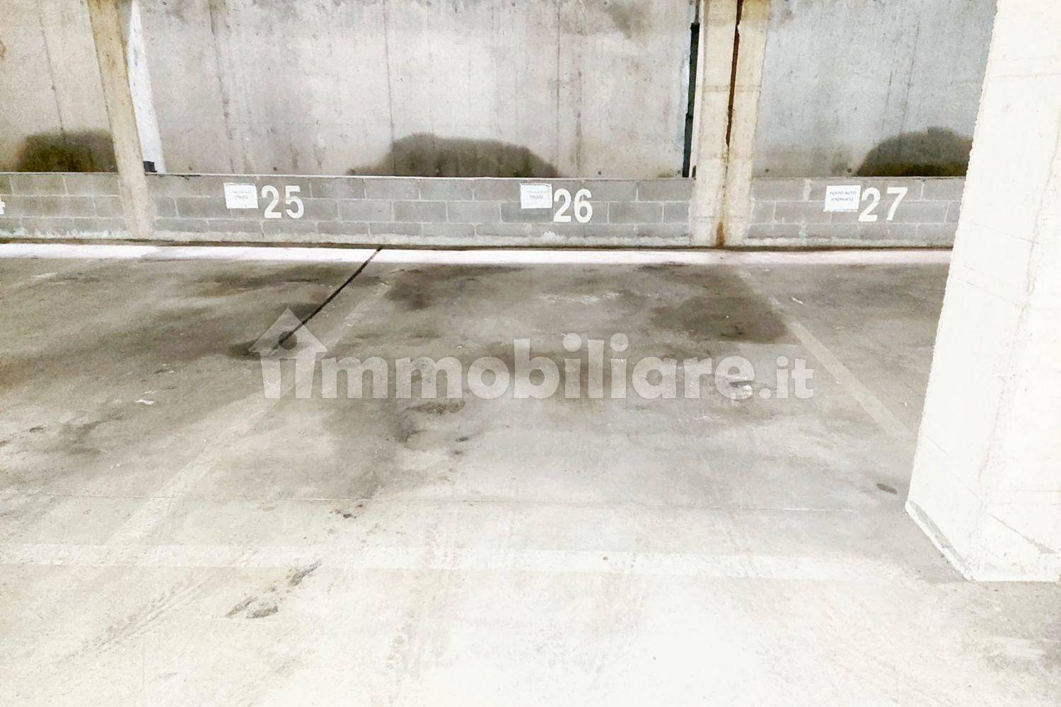 Estacionamento de 1 divisão em Campodolcino, Italy N.º 208005