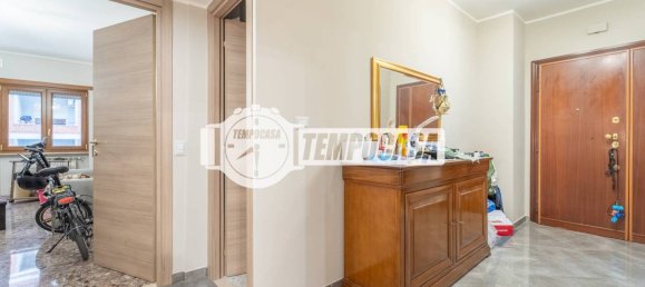 1 bedroom Apartment in Rome, Italy No. 207495 8