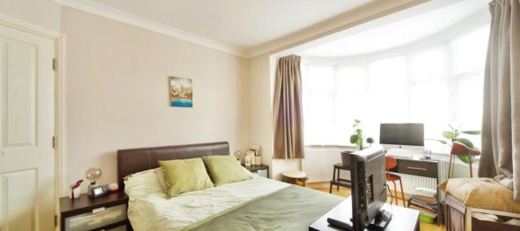 3 bedrooms House in Harrow, United Kingdom No. 11636 13