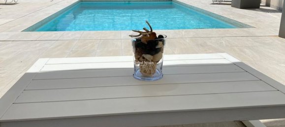 3 bedrooms Villa in La Nucia, Spain No. 176580 8