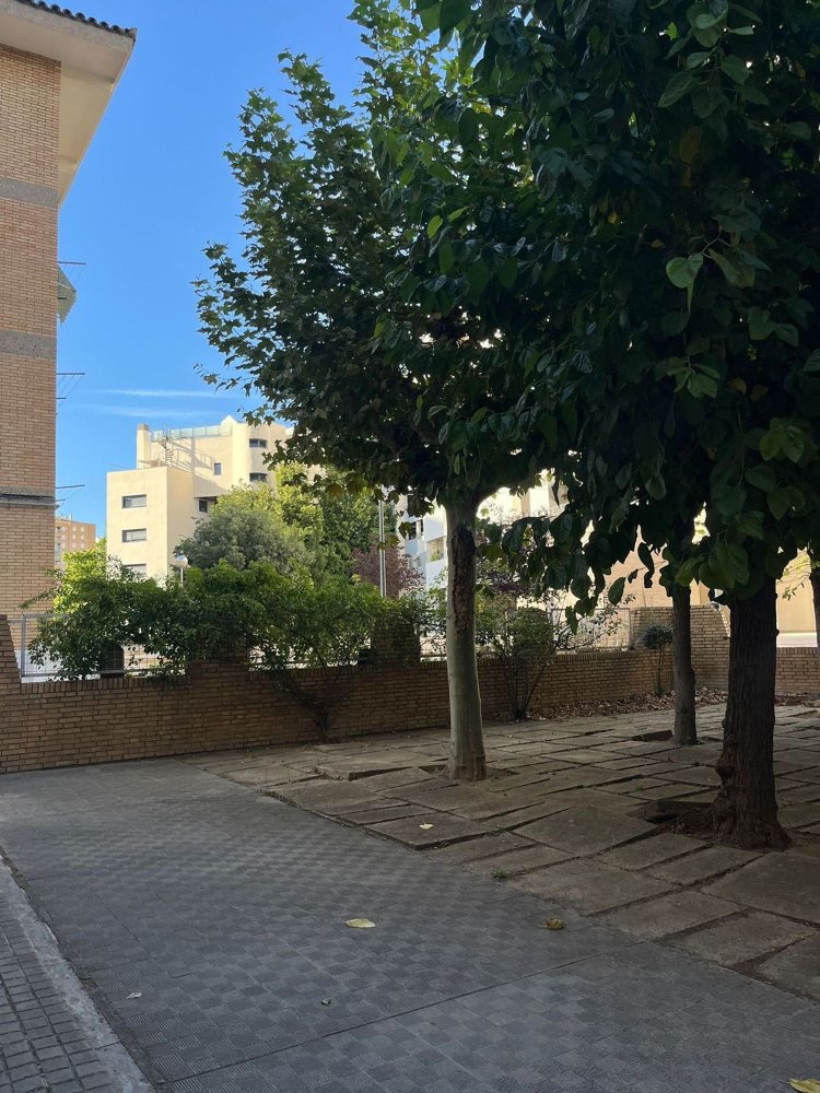 4 bedrooms Apartment in Huesca, Spain No. 280265