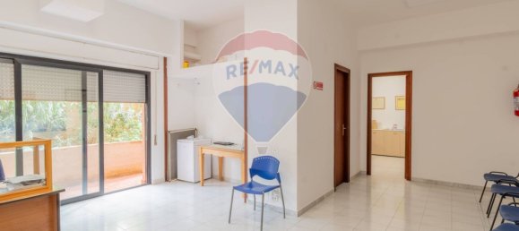 1 bedroom Apartment in Palermo, Italy No. 88939 2