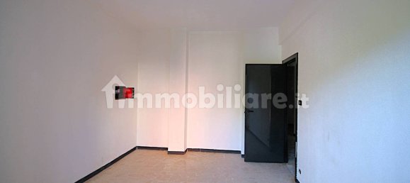 2 Schlafzimmer Wohnung in Genoa, Italy, Nr. 329878 16