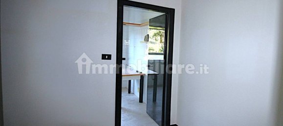 2 Schlafzimmer Wohnung in Genoa, Italy, Nr. 329878 9