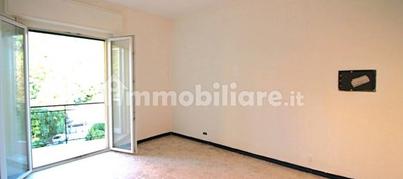 2 Schlafzimmer Wohnung in Genoa, Italy, Nr. 329878 6