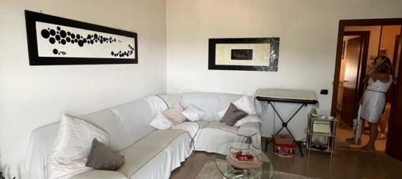 4 bedrooms Apartment in Magione, Italy No. 324432 11
