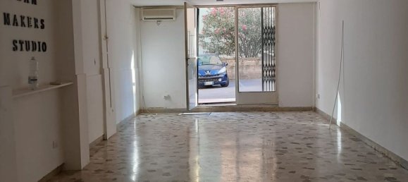 65m² Commercial property in Caltanissetta, Italy No. 332921 10