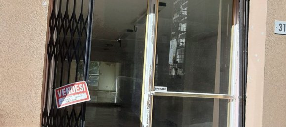 65m² Commercial property in Caltanissetta, Italy No. 332921 2