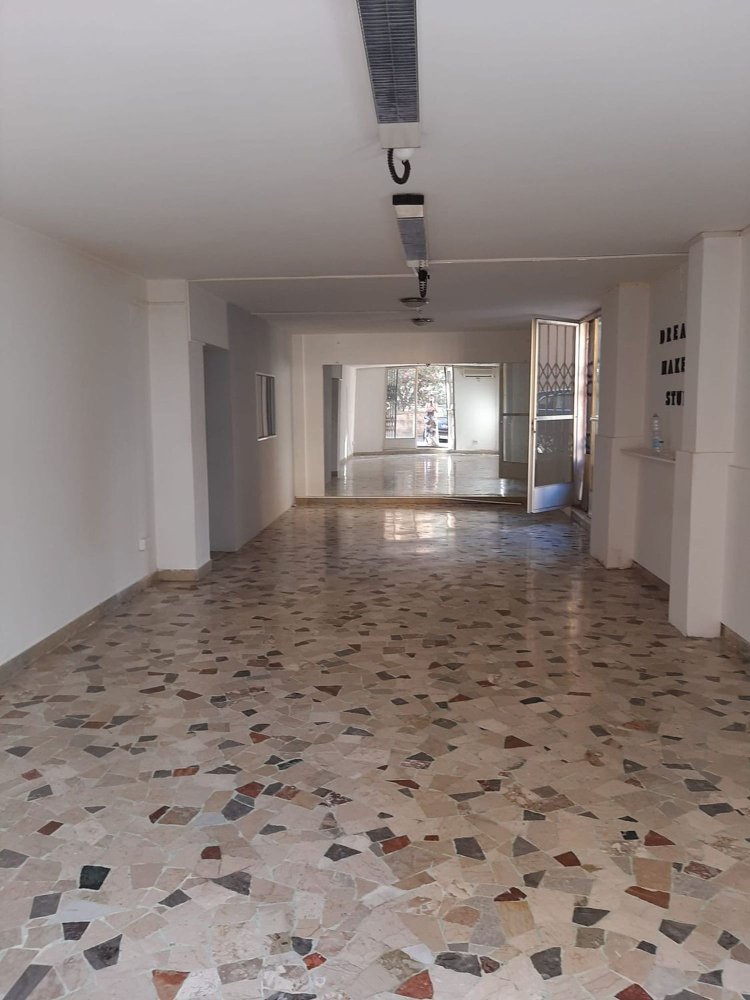 65m² Commercial property in Caltanissetta, Italy No. 332921