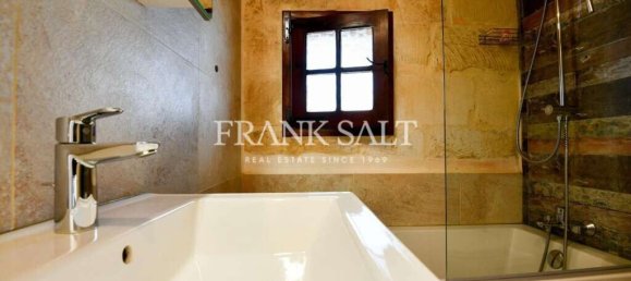 3 bedrooms House in Xaghra, Malta No. 11585 21