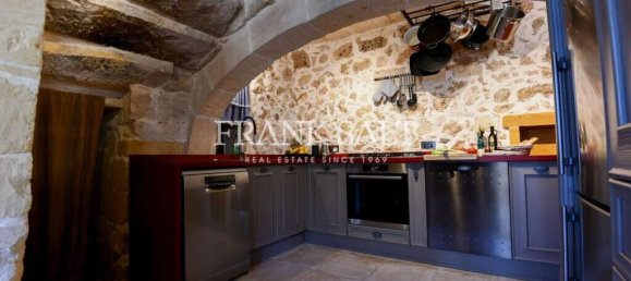 3 bedrooms House in Xaghra, Malta No. 11585 11