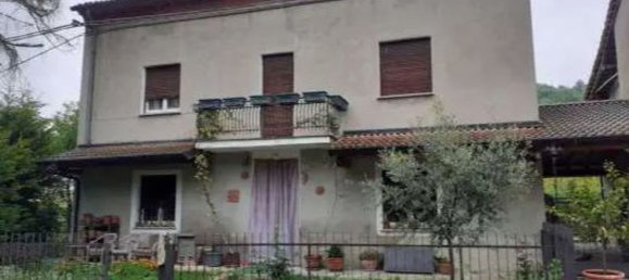 Villa de 3 divisões em Borgoratto Mormorolo, Italy N.º 185284 22