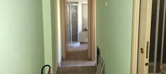 373m² Office in Spoleto, Italy No. 357566 3