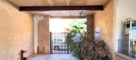 373m² Office in Spoleto, Italy No. 357566 12