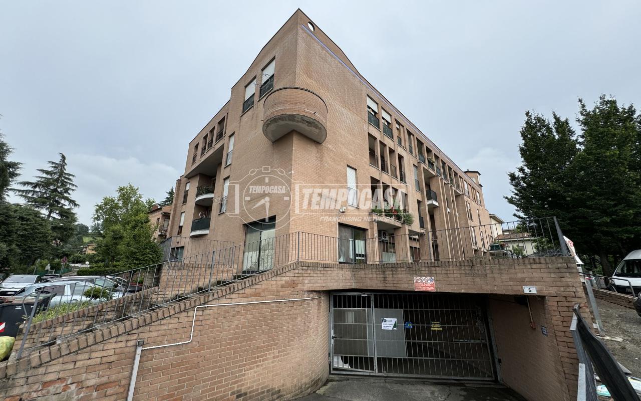 1 room Garage in Savignano sul Panaro, Italy No. 37483