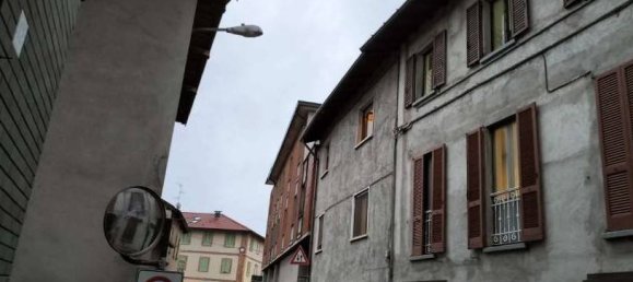 1 Schlafzimmer Wohnung in Lurate Caccivio, Italy, Nr. 204691 2