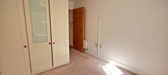 2 bedrooms Apartment in London, United Kingdom No. 13480 13