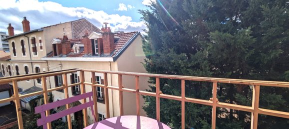 Apartamento de 3 dormitorios en Clermont-Ferrand, France No. 320871 3