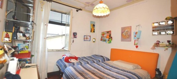 Дом с 8 комнатами в Капаннори, Италия № 36087 12