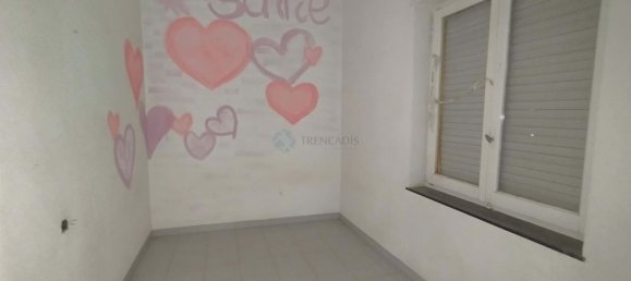 Apartamento de 4 dormitorios en Elda, Spain No. 160239 8