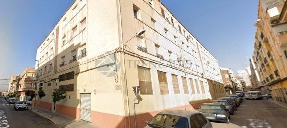 Apartamento de 4 dormitorios en Elda, Spain No. 160239 18