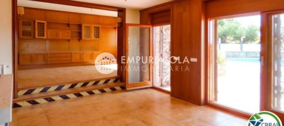 4 bedrooms House in Sant Climent Sescebes, Spain No. 169715 21