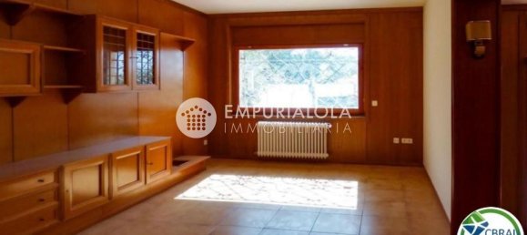 4 bedrooms House in Sant Climent Sescebes, Spain No. 169715 25
