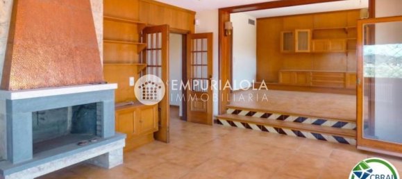 4 bedrooms House in Sant Climent Sescebes, Spain No. 169715 20