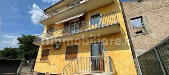 2 bedrooms Apartment in Verona, Italy No. 265253 2