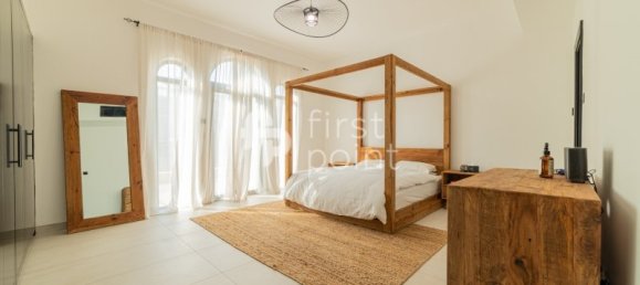 4 bedrooms Villa in Jumeirah Park, UAE No. 13531 9