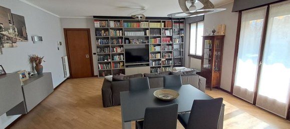5 rooms Apartment in Solignano, Italy No. 143431 7