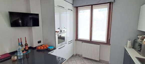 5 rooms Apartment in Solignano, Italy No. 143431 11