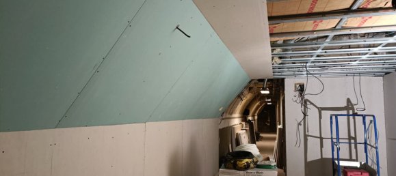  مرآب في Pithiviers, France رقم 80775 2