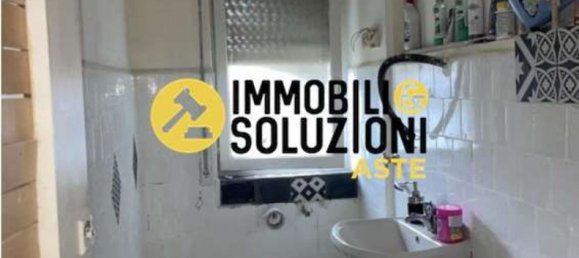Apartamento de 2 habitaciónes en Cinisello Balsamo, Italy No. 7992 7