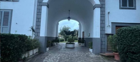 2 bedrooms Apartment in Pozzuoli, Italy No. 295346 3