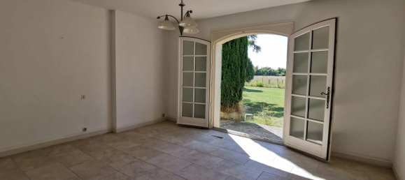 Villa de 3 dormitorios en Beaucaire, France No. 294493 8