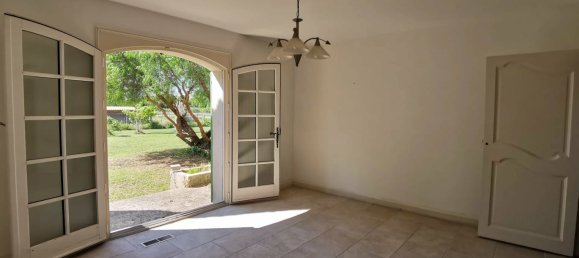 Villa de 3 dormitorios en Beaucaire, France No. 294493 9