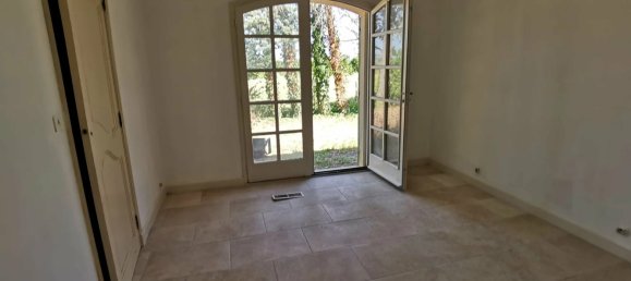 Villa de 3 dormitorios en Beaucaire, France No. 294493 11