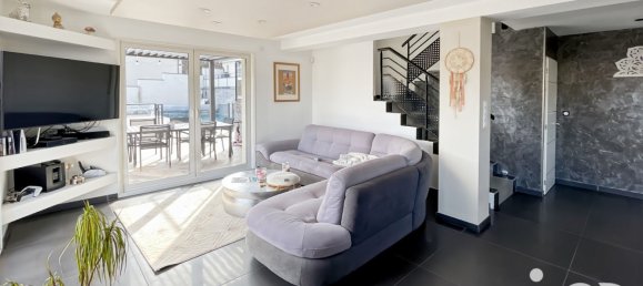 5 bedrooms House in Saint-Genest-Lerpt, France No. 196132 4