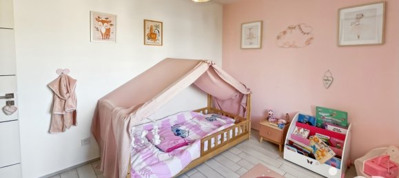 5 bedrooms House in Saint-Genest-Lerpt, France No. 196132 14