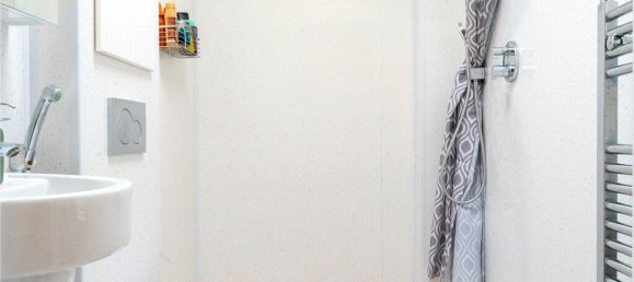 2 chambres Appartement à Egham, United Kingdom No. 8659 8