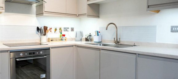 2 chambres Appartement à Egham, United Kingdom No. 8659 26