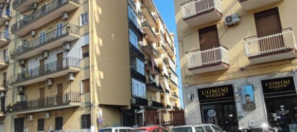 3 bedrooms Apartment in Catania, Italy No. 282815 2