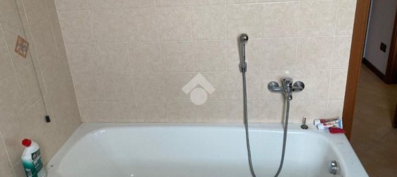 Apartamento de 2 habitaciónes en Nibionno, Italy No. 5497 57